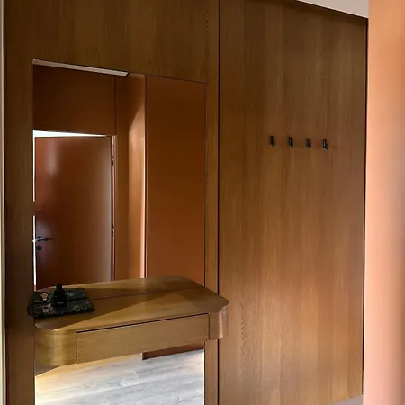 Luxury Flat In Тирана